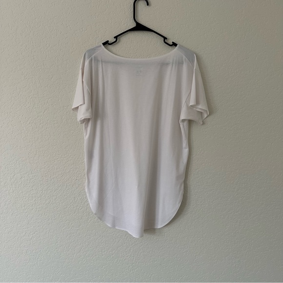 UNIQLO V-Neck Long T-Shirt (Unisex) - Picture 3 of 3